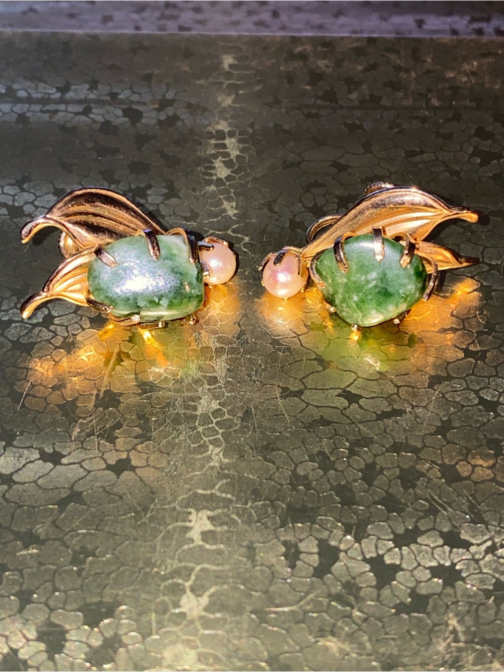 Vintage Gold Leaf Green Jade and Pearl Earrings - screw back clip ons